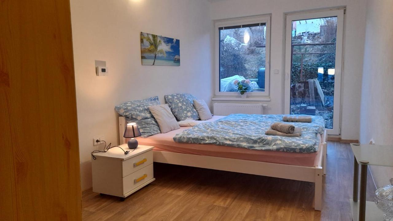 Tina Apartments Černá v Pošumaví Esterno foto